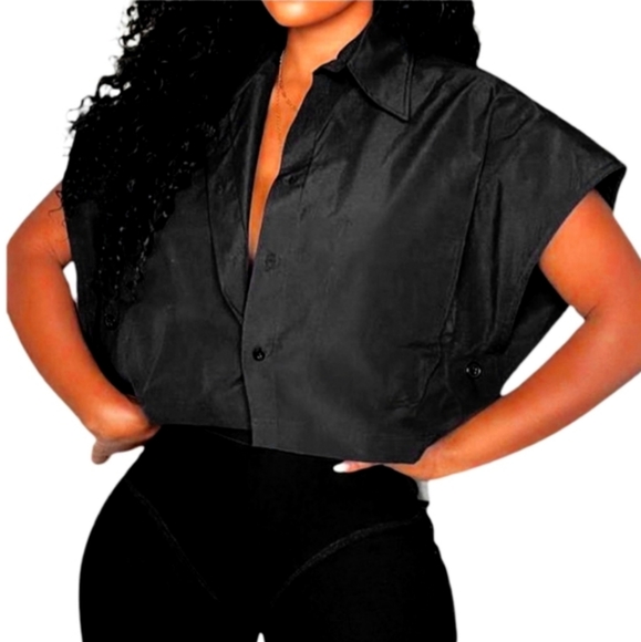 NWOT Velvet Heart Collared Crop Top Button UP Blouse - Picture 5 of 5